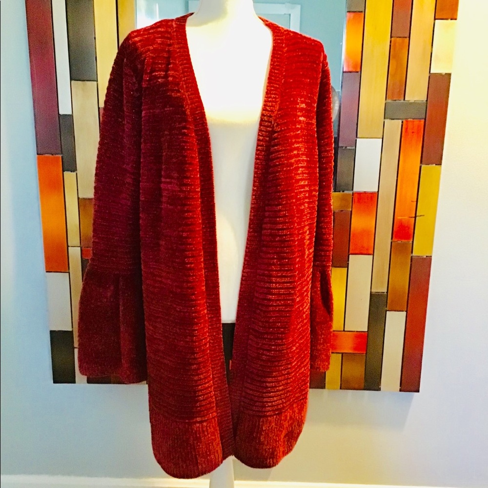 🦋 LAUREN CONRAD CHENILLE BELL SLEEVE CARDIGAN❤️